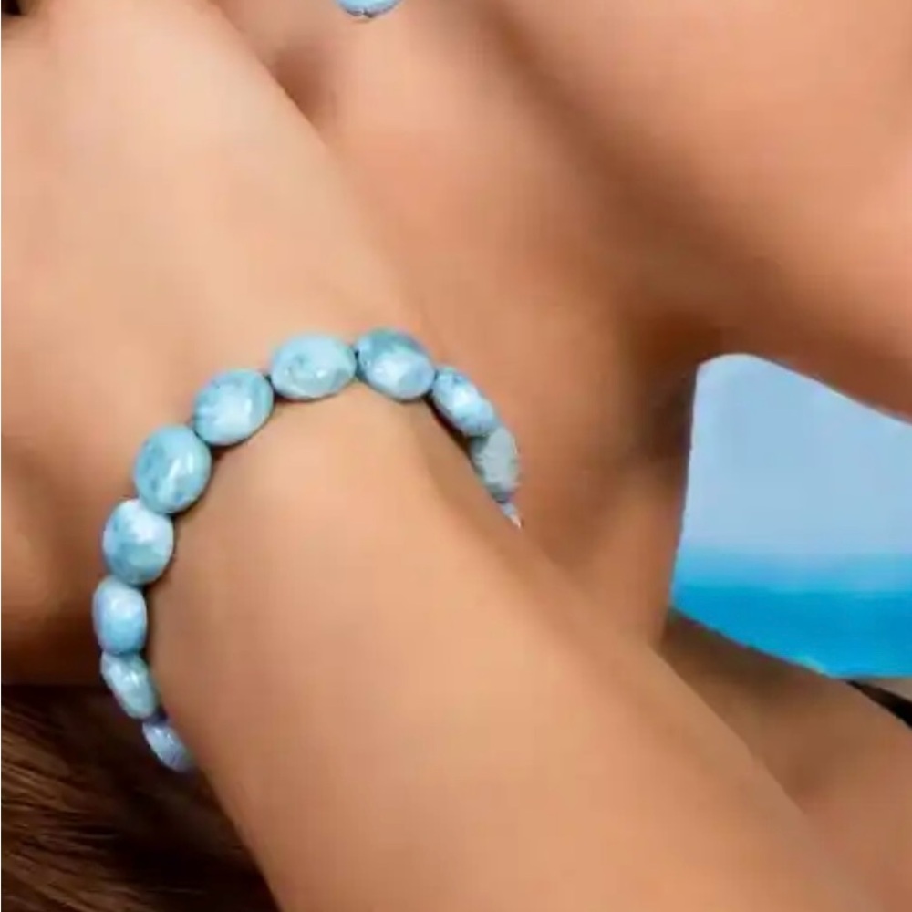 Blue Beaded Bracelet Jewelry set with earrings - Picture 3 of 3